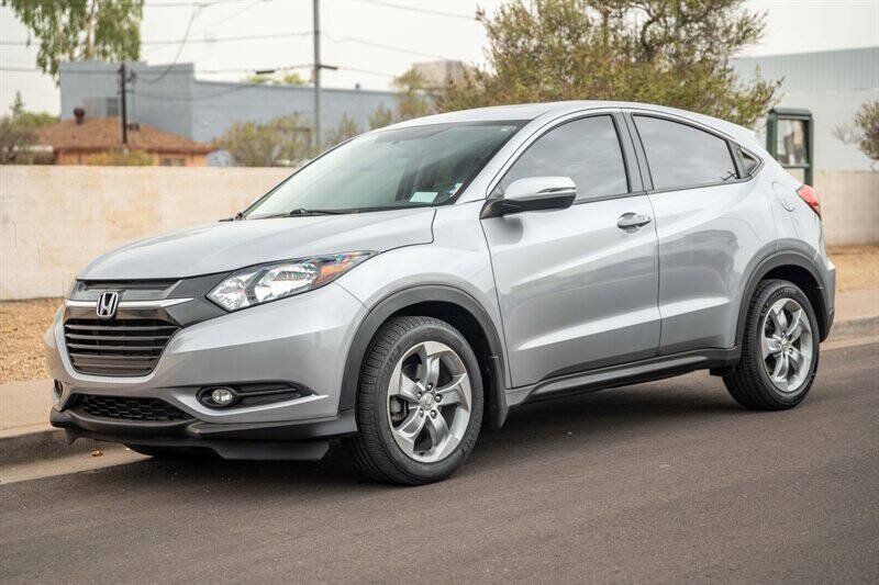 Used 2017 Honda HR-V EX image 1