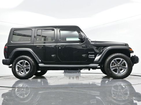 Used 2019 Jeep Wrangler Unlimited Sahara w/ Cold Weather Group image 50