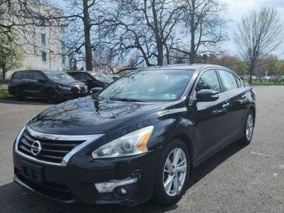 Used 2014 Nissan Altima 2.5 SL w/ Technology Package