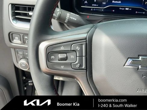 Used 2024 Chevrolet Suburban RST w/ Luxury Package AWD/4WD image 21