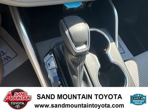 Used 2023 Toyota Highlander LE AWD/4WD image 20
