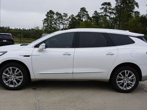 Used 2023 Buick Enclave Premium w/ Experience Buick Package image 5
