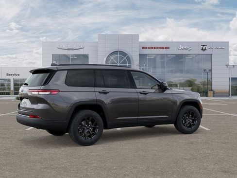 New 2025 Jeep Grand Cherokee L Altitude image 2