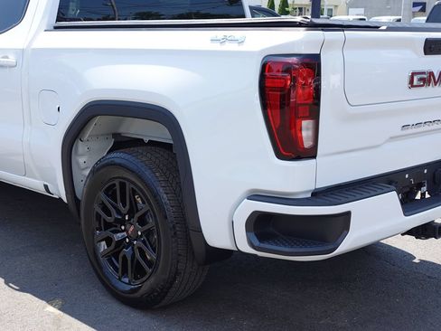 Used 2025 GMC Sierra 1500 Elevation AWD/4WD image 9