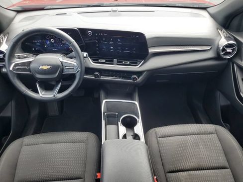 Certified 2025 Chevrolet Equinox LT w/ Safety and Technology Package FWD image 13