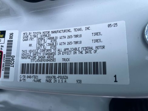 Certified 2025 Toyota Tundra SR5 w/ SR5 Convenience Package image 31