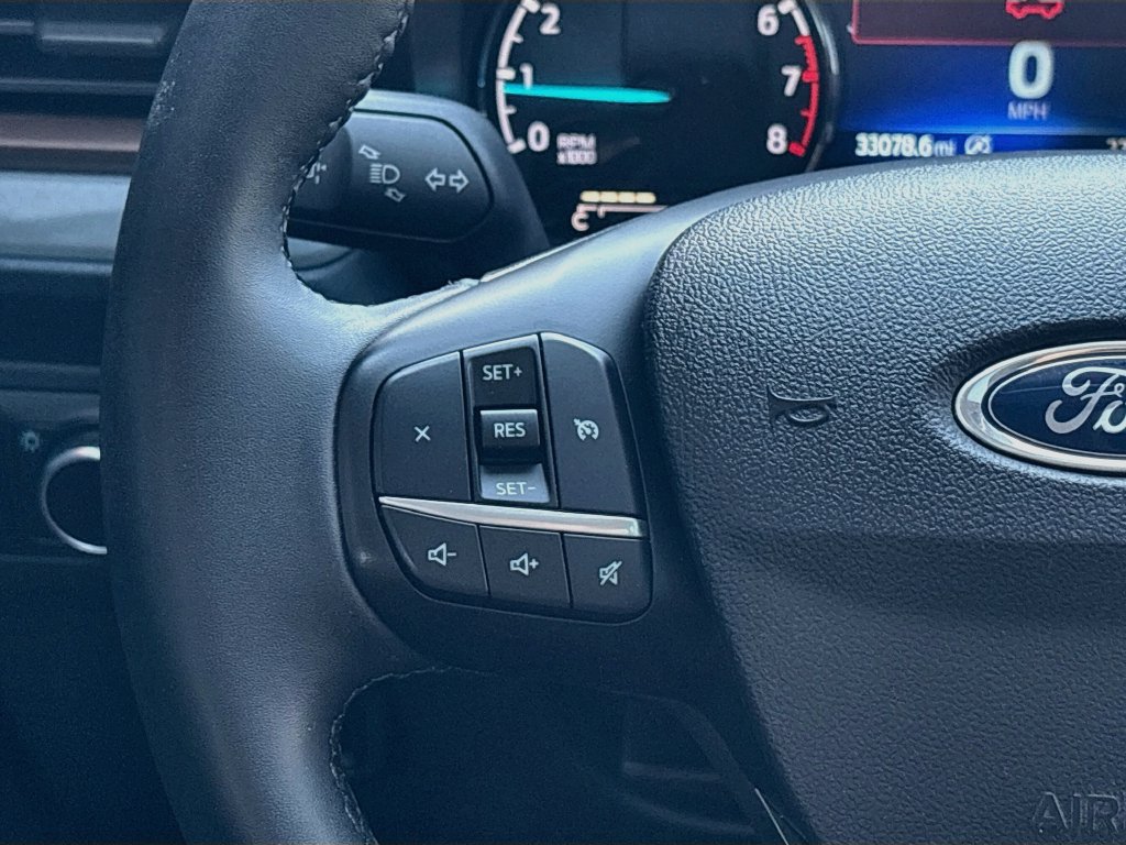Used 2023 Ford Maverick Lariat w/ Lariat Luxury Package AWD/4WD image 11