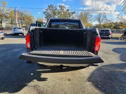 Used 2017 Chevrolet Silverado 1500 LT w/ High Desert Package RWD image 16