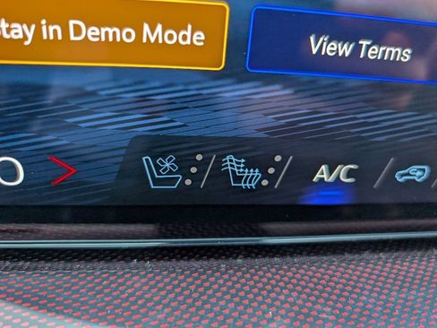 New 2026 Chevrolet Traverse RS image 26