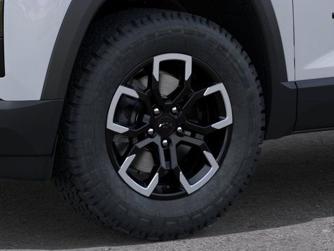 New 2026 Chevrolet Equinox ACTIV w/ Convenience Package III FWD image 9