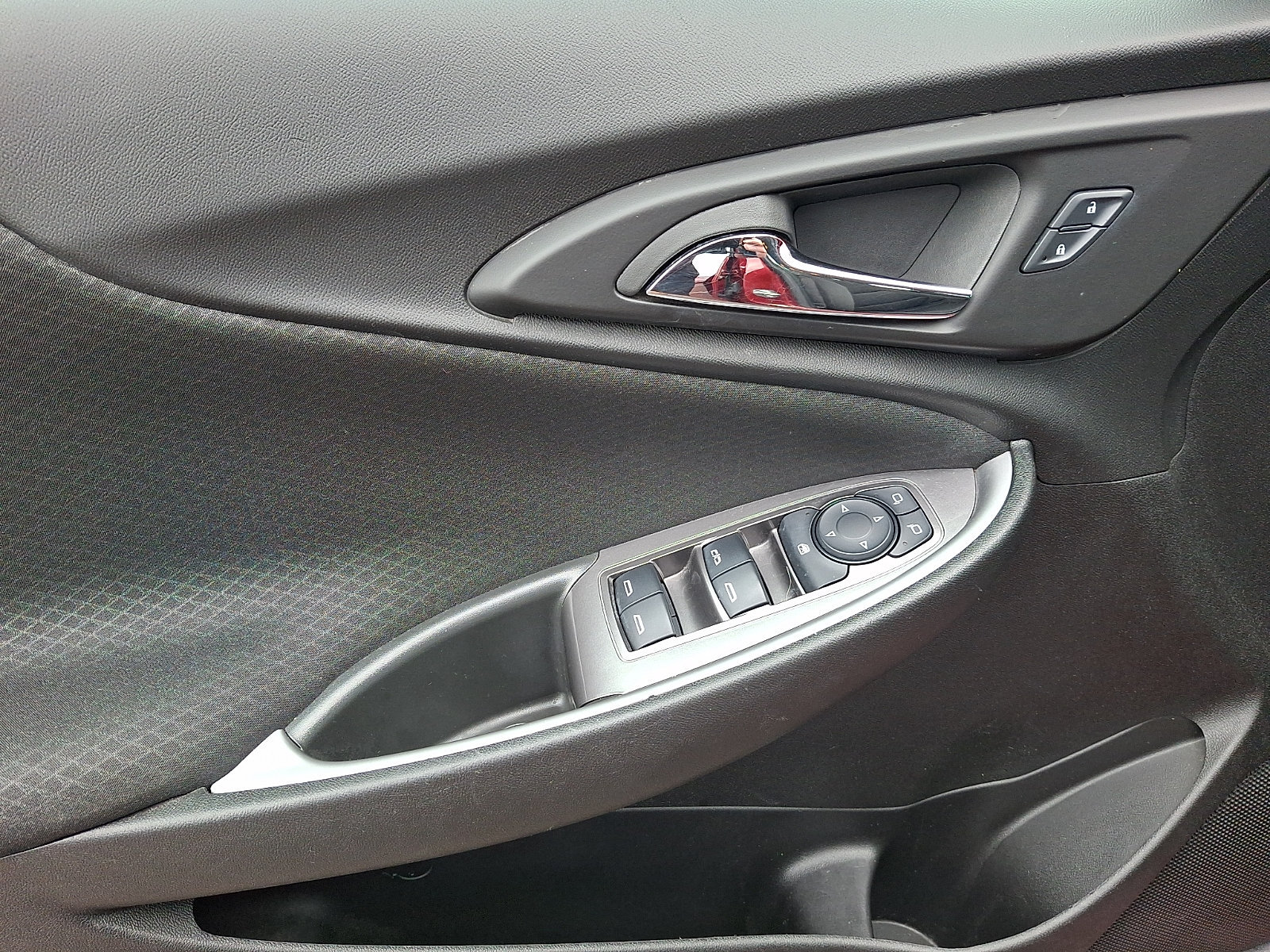 Used 2025 Chevrolet Malibu LT FWD image 12
