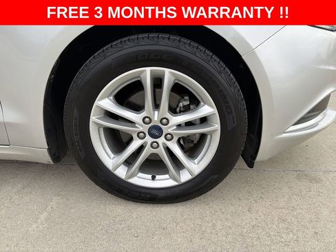 Used 2018 Ford Fusion SE image 10