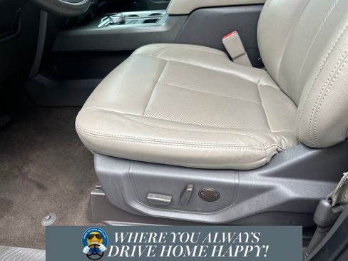 Used 2021 Ford Expedition Max XLT image 8