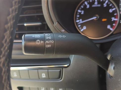 Used 2023 MAZDA MAZDA3 s AWD/4WD image 15