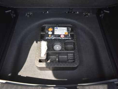 Used 2021 Jeep Compass Limited w/ Sun and Sound Group AWD/4WD image 40