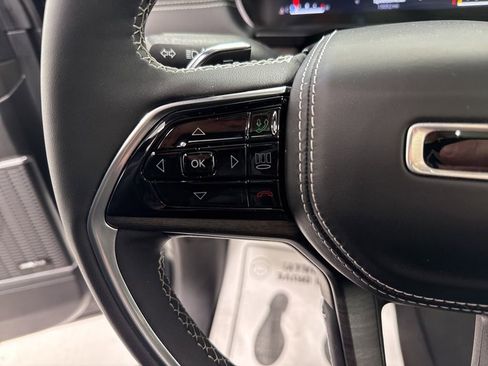 Used 2024 Jeep Grand Cherokee Overland w/ Trailer Tow Package image 26