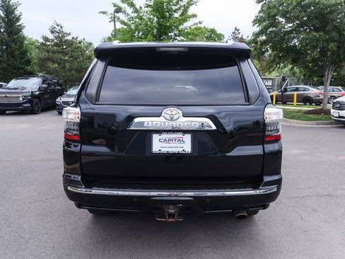 Used 2018 Toyota 4Runner Limited AWD/4WD image 10