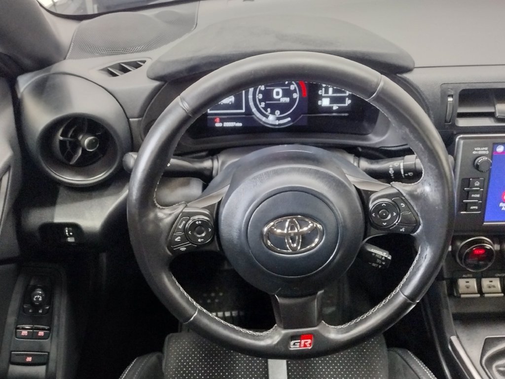Used 2023 Toyota GR86 Premium w/ ALL Weather Mat Package (TMS) RWD image 32