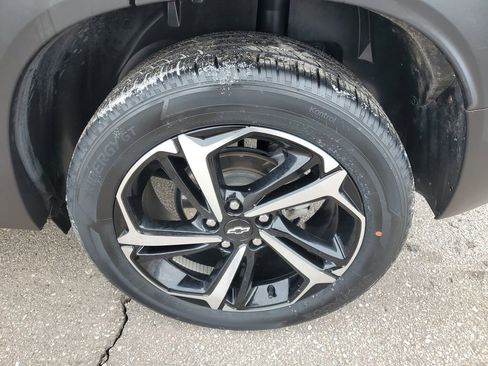 Used 2023 Chevrolet TrailBlazer RS w/ Convenience Package image 31