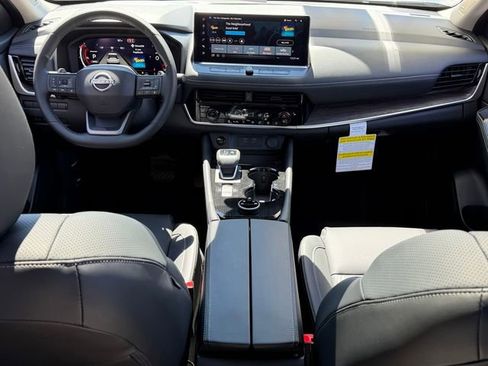 New 2026 Nissan Rogue Platinum AWD/4WD image 24