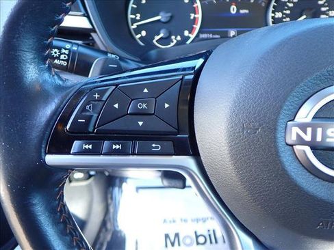 Used 2023 Nissan Altima 2.5 SR w/ SR Premium Package image 14