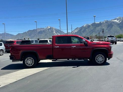 Used 2020 Chevrolet Silverado 3500 High Country w/ Z71 Off-Road Package AWD/4WD image 25