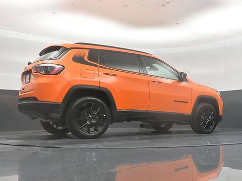New 2026 Jeep Compass Latitude AWD/4WD image 41
