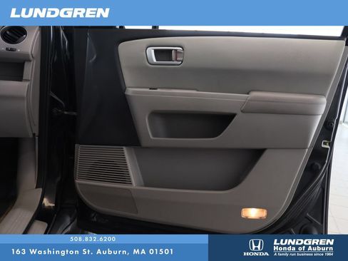 Used 2015 Honda Pilot SE image 15