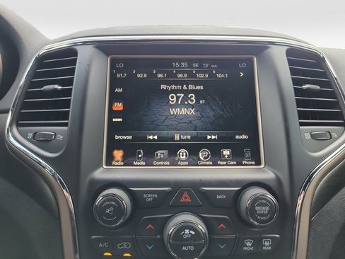 Used 2017 Jeep Grand Cherokee Laredo w/ Quick Order Package 23E image 21