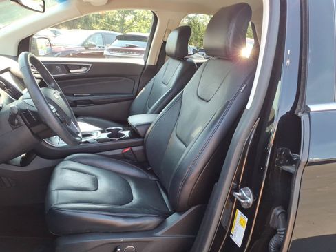 Used 2018 Ford Edge Titanium AWD/4WD image 12