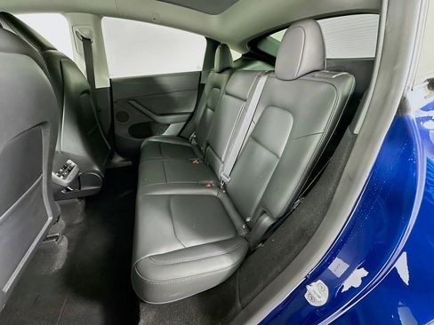 Used 2025 Tesla Model Y Long Range RWD image 24