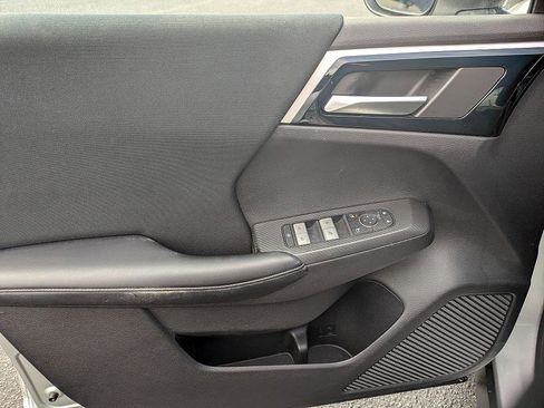 Used 2022 Mitsubishi Outlander ES image 13