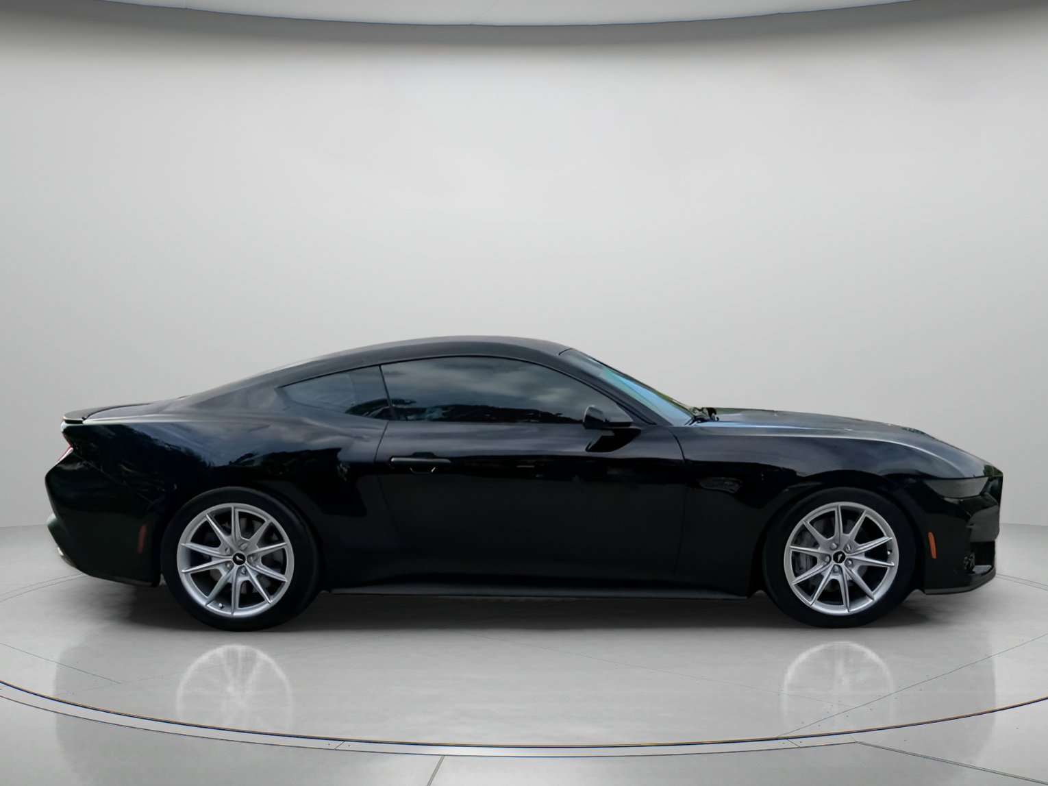 Used 2025 Ford Mustang GT RWD image 33