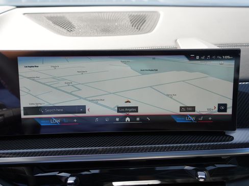 New 2026 BMW X5 M60i w/ Executive Package image 21