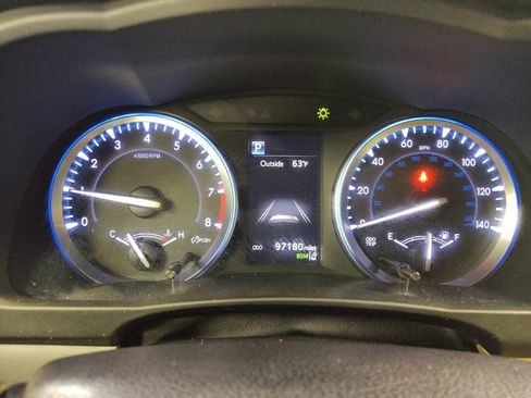 Used 2017 Toyota Highlander Limited image 23