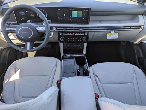 New 2026 Hyundai Tucson Limited image 14