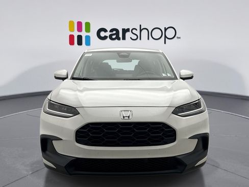 Used 2023 Honda HR-V LX image 6