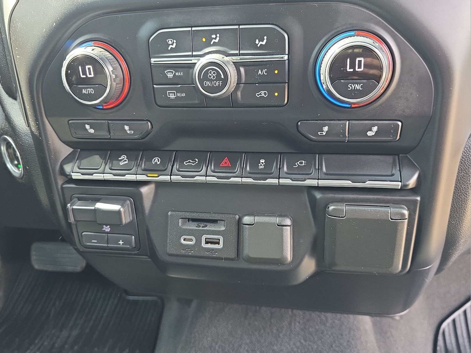Used 2020 Chevrolet Silverado 1500 LT w/ True North Edition AWD/4WD image 20