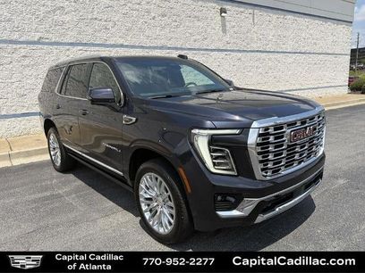 Used 2025 GMC Yukon Denali w/ Sun & Power Step Package