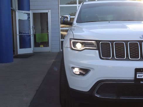 Used 2019 Jeep Grand Cherokee Limited w/ Luxury Group II AWD/4WD image 27