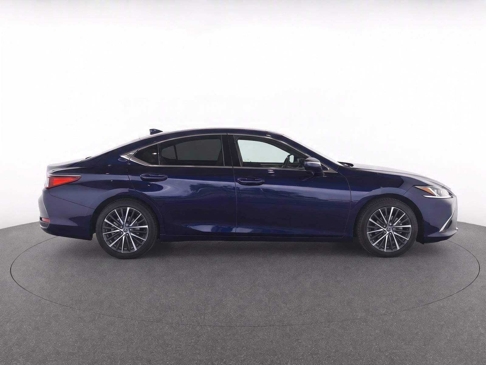 Used 2024 Lexus ES 350 w/ Premium Package FWD image 8