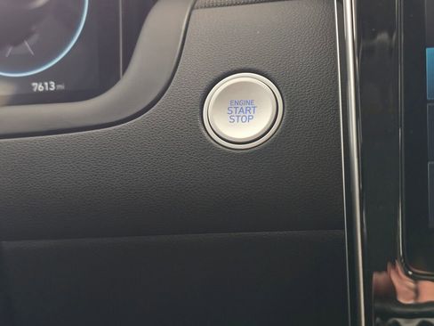 Used 2024 Hyundai Tucson Limited image 31