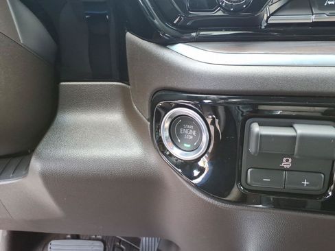 New 2026 GMC Sierra 1500 SLT w/ SLT Premium Plus Package AWD/4WD image 12