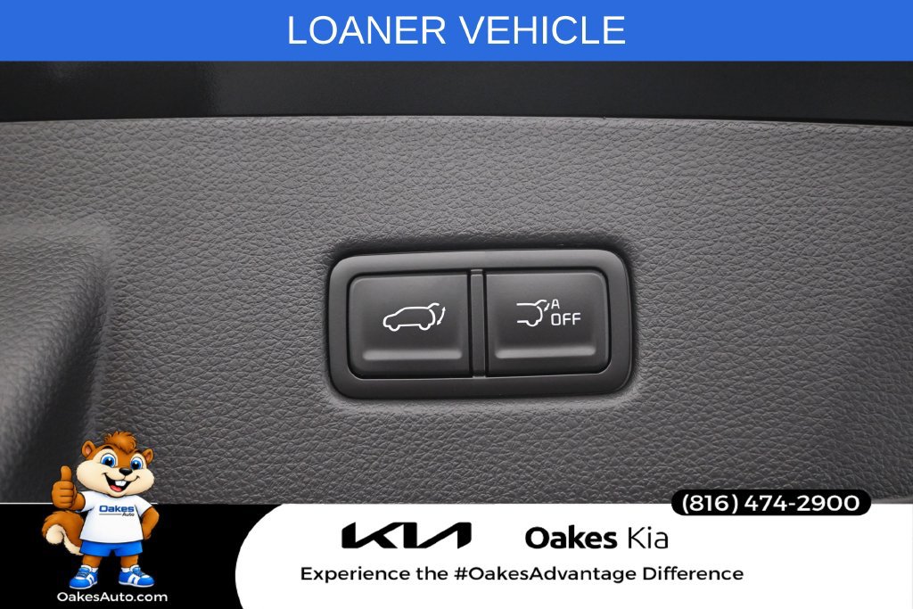 Used 2026 Kia Carnival EX FWD image 33