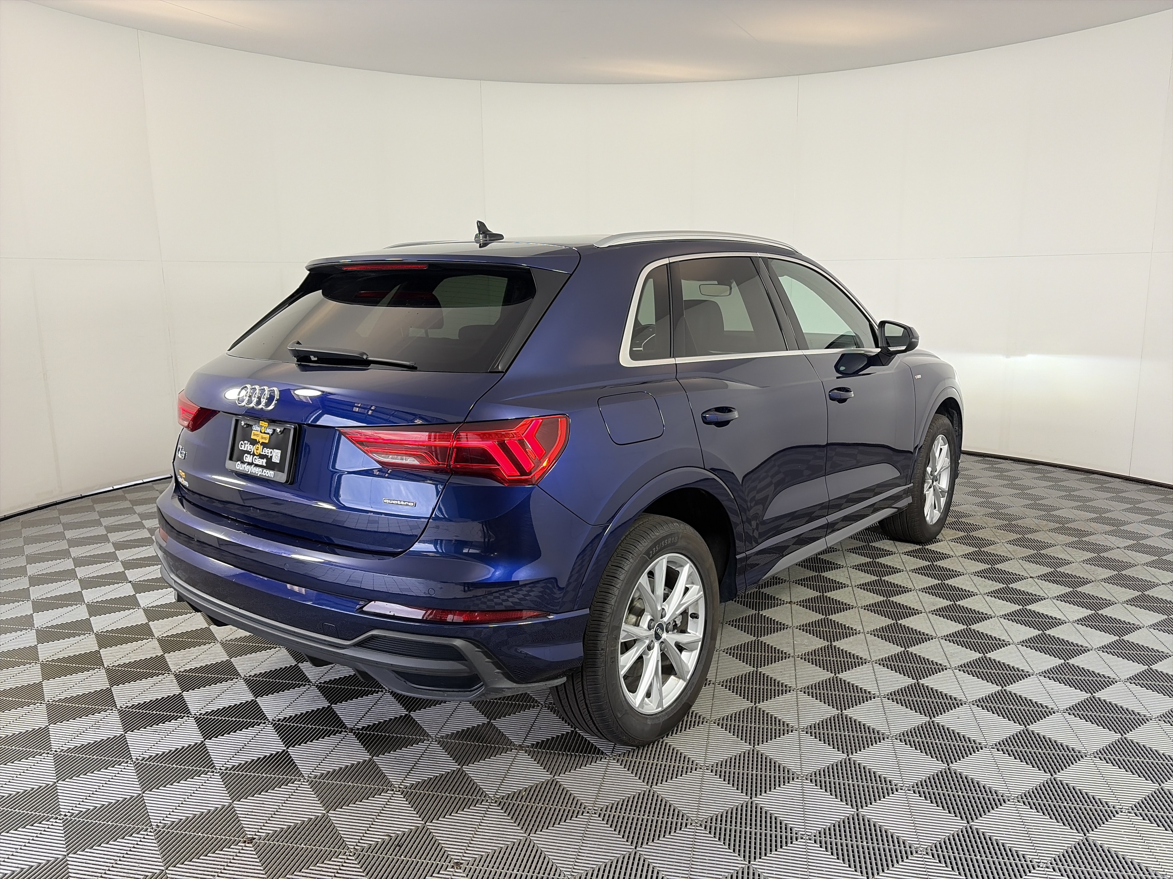 Used 2025 Audi Q3 2.0T Premium AWD/4WD image 10