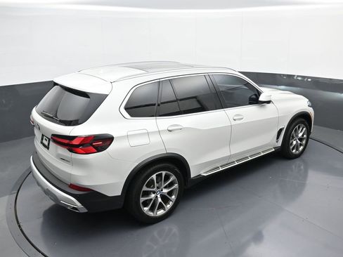 Used 2025 BMW X5 xDrive40i image 36