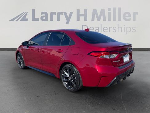 Certified 2024 Toyota Corolla SE w/ SE Premium Package image 3