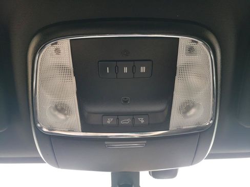 Used 2021 Jeep Grand Cherokee Laredo X AWD/4WD image 21