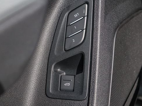 New 2025 Audi Q3 2.0T Premium image 30