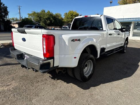 Certified 2024 Ford F350 XLT image 5